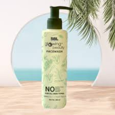 Glowing Beauty Face Wash